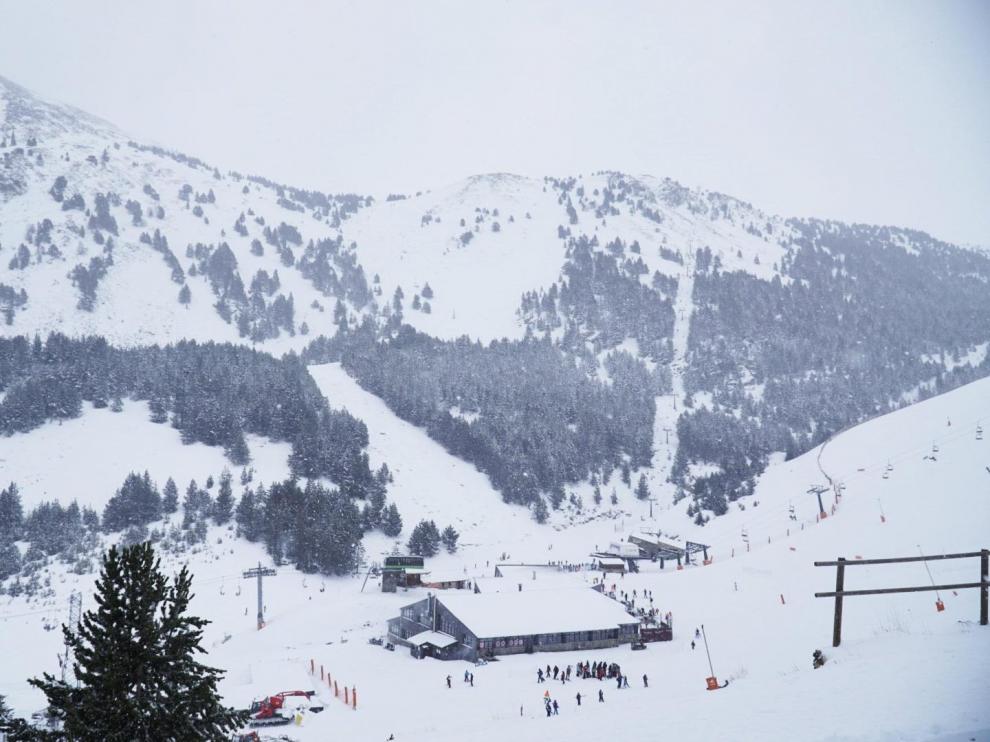 La estación de Cerler ha acumulado 20 cm de nieve nueve desde el domingo.