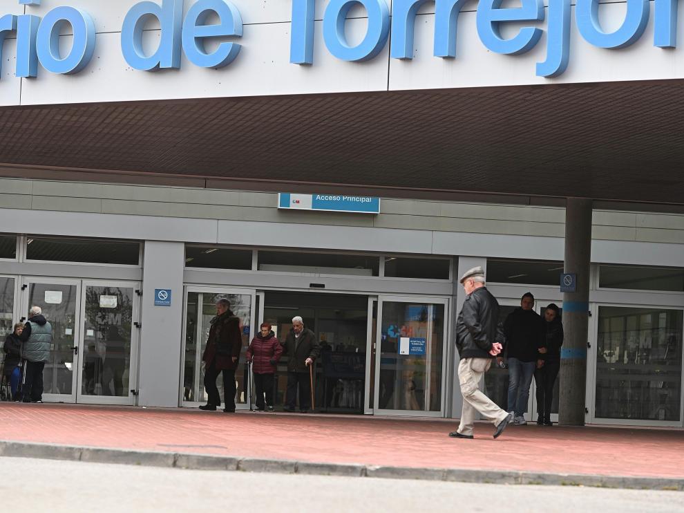 Entrada al Hospital de Torrejón, donde se sitúa uno de los focos de coronavirus de la Comunidad de Madrid.