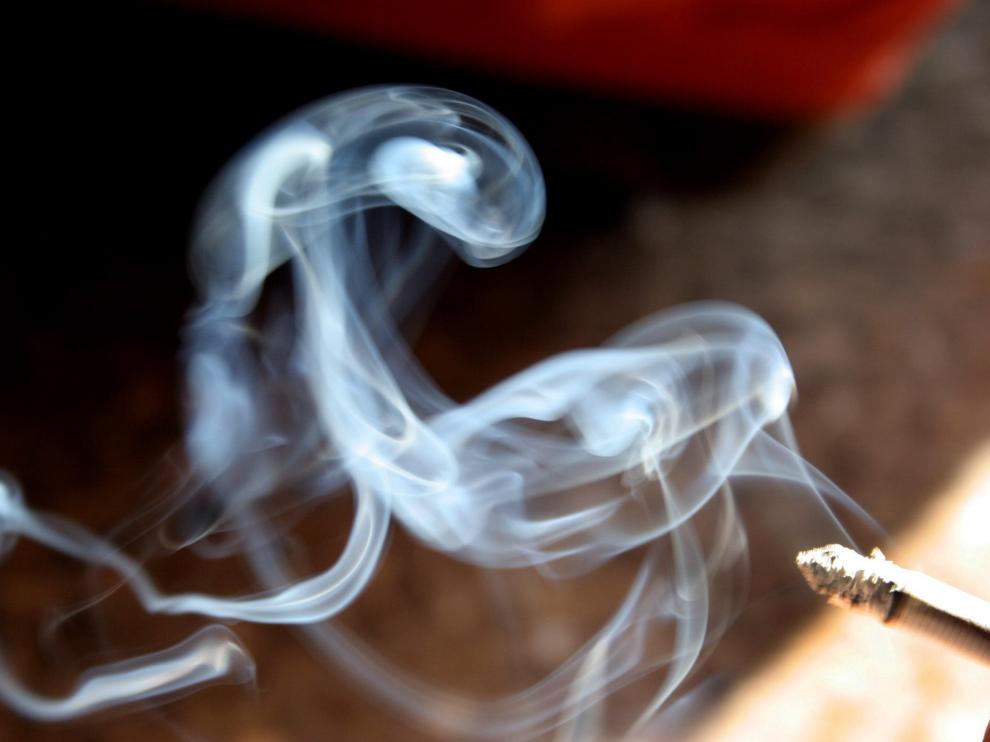 La medida fundamental para reducir la prevalencia de EPOC es rebajar el consumo de tabaco.