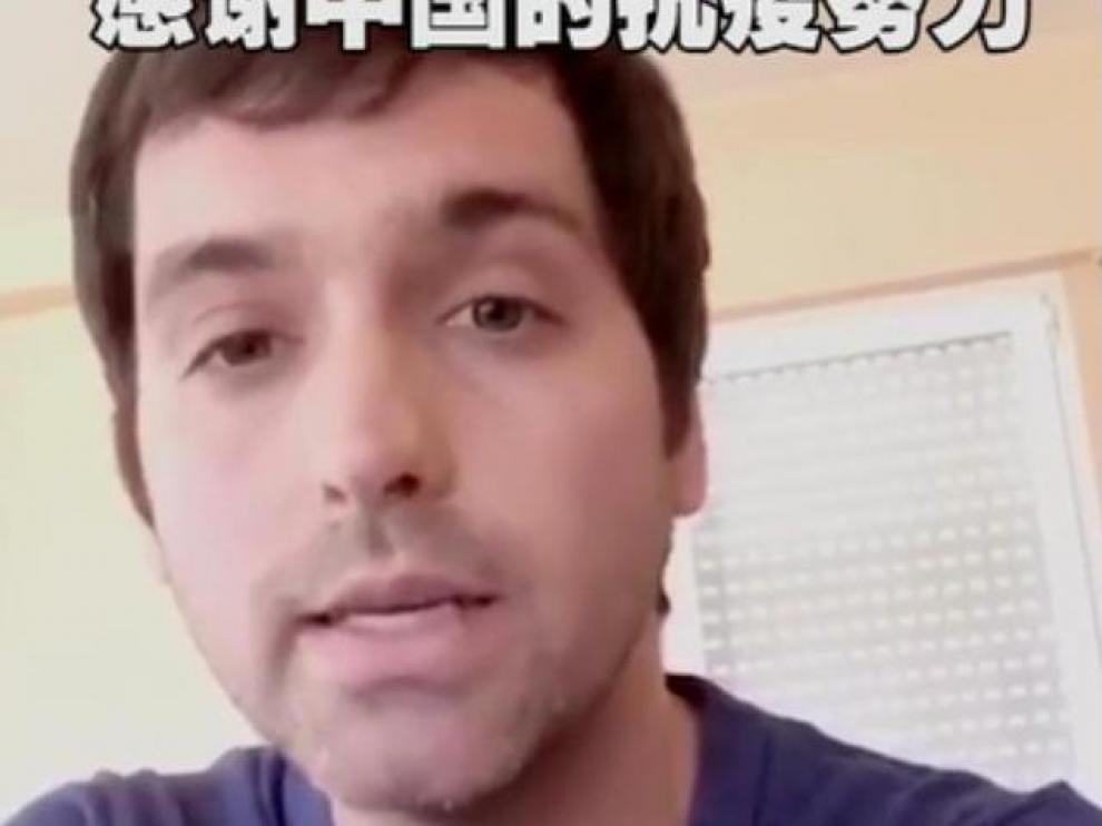 Juande Blasco apareció el pasado jueves en la televisión pública china tras alcanzar el trending topic en las redes por su mensaje de agradecimiento al Gobierno de China por su apoyo sanitario a España, en estado de alarma.