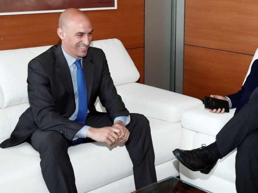 Luis Rubiales y Javier Tebas, presidentes de la Federación y La Liga, respectivamente, en una reunión conjunta celebrada meses atrás.