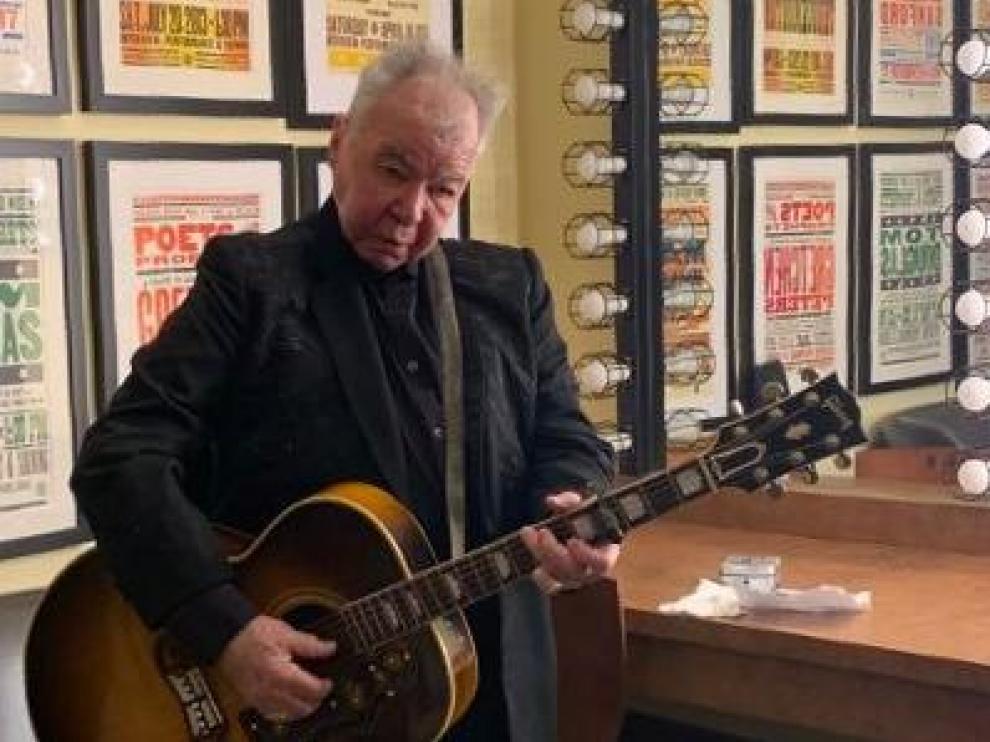 John Prine, en una imagen de su cuenta de Twitter.