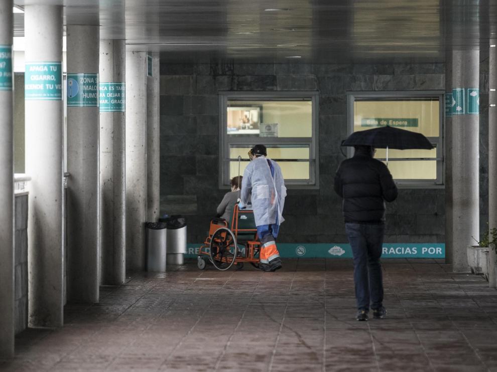 Acceso a Urgencias del Hopistal Miguel Servet de Zaragoza en tiempos de coronavirus