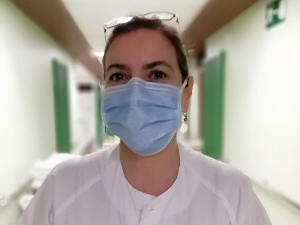 Llum Andrés, enfermera del Hospital Clínico, se ha recuperado del coronavirus y ya ha vuelto a trabajar.