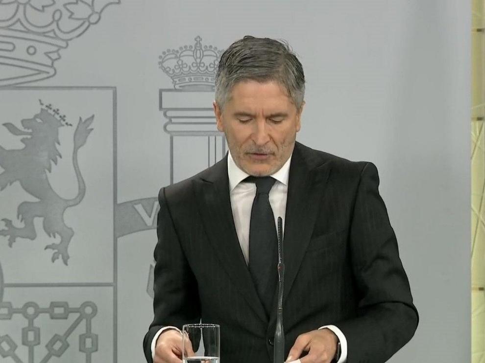 El ministro Fernando Grande-Marlaska este sábado en rueda de prensa en la Moncloa.