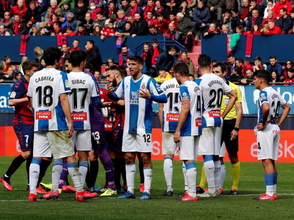 Imagen de los jugadores del Espanyol en uno de los partidos previos al parón de la liga hace ya mes y medio.