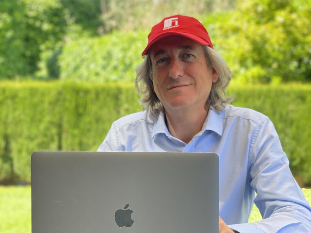 Alberto Forcano, director para España de la multinacional Bergner, teletrabajando.
