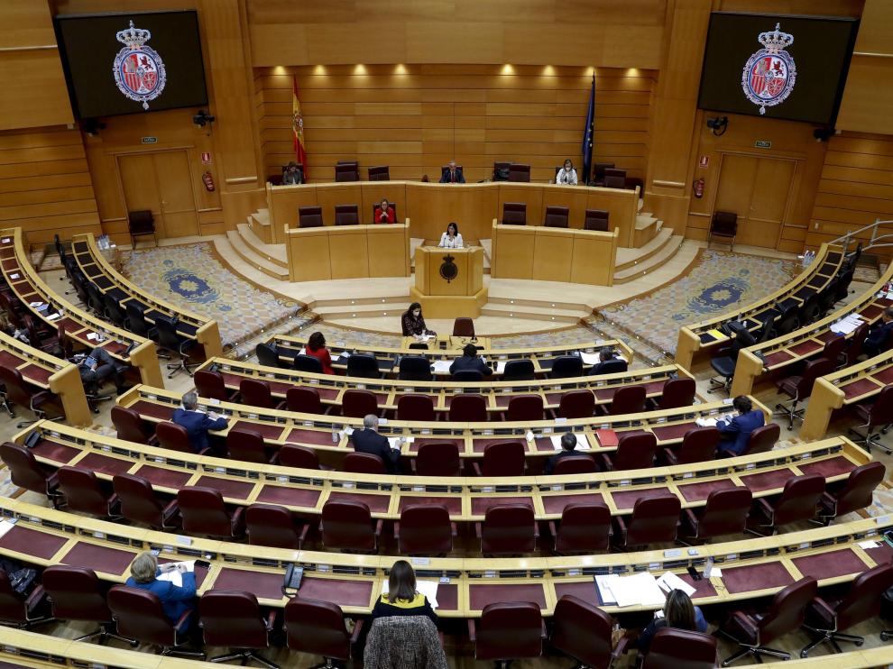 Gobierno y autonomías se ven las caras hoy en el Senado por la pandemia