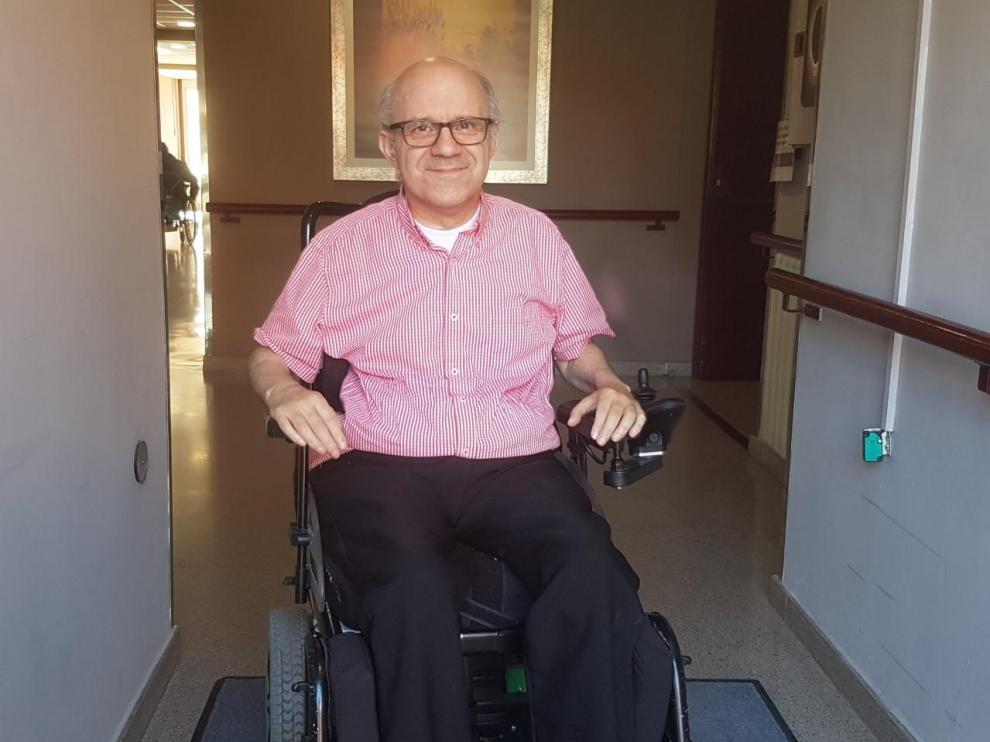 Juan Manuel Iranzo, en la Residencia Rey Fernando de Aragón, en Zaragoza.