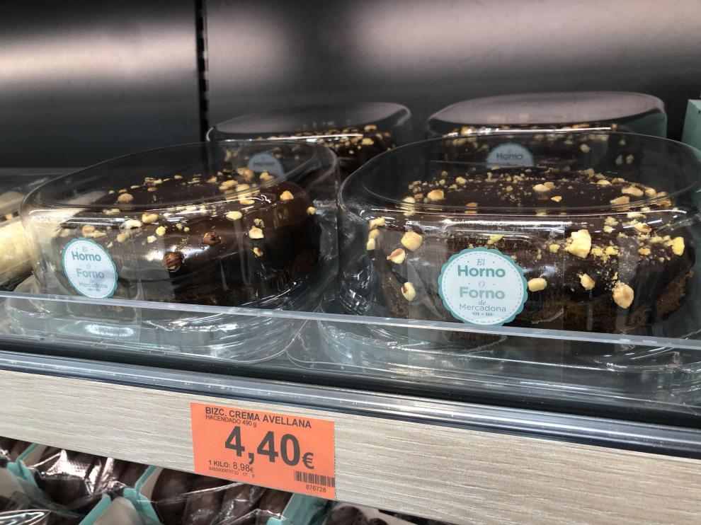 El nuevo bizcocho con crema de avellana de Mercadona.
