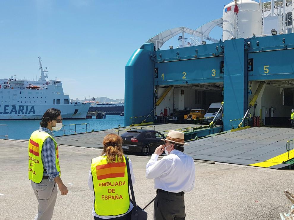 Llegada del ferri de Tánger a Málaga.