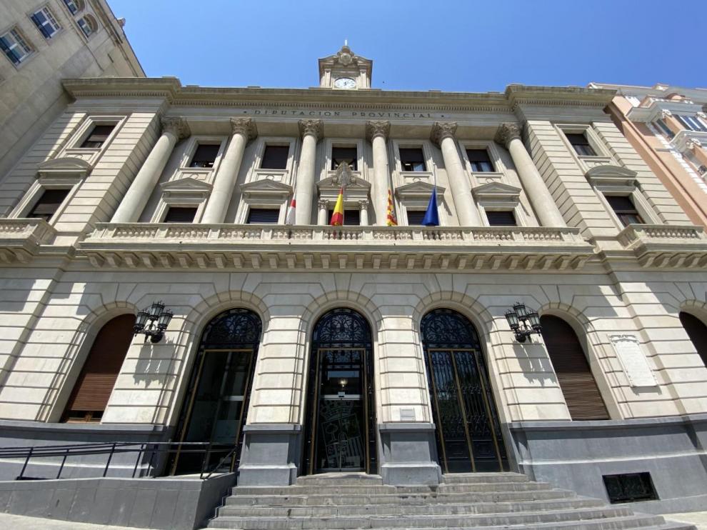 Fachada de la DPZ.