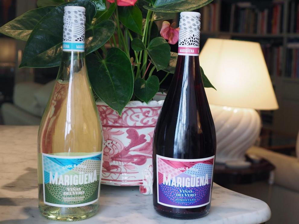 Botellas de Marigüena, blanco y tinto.