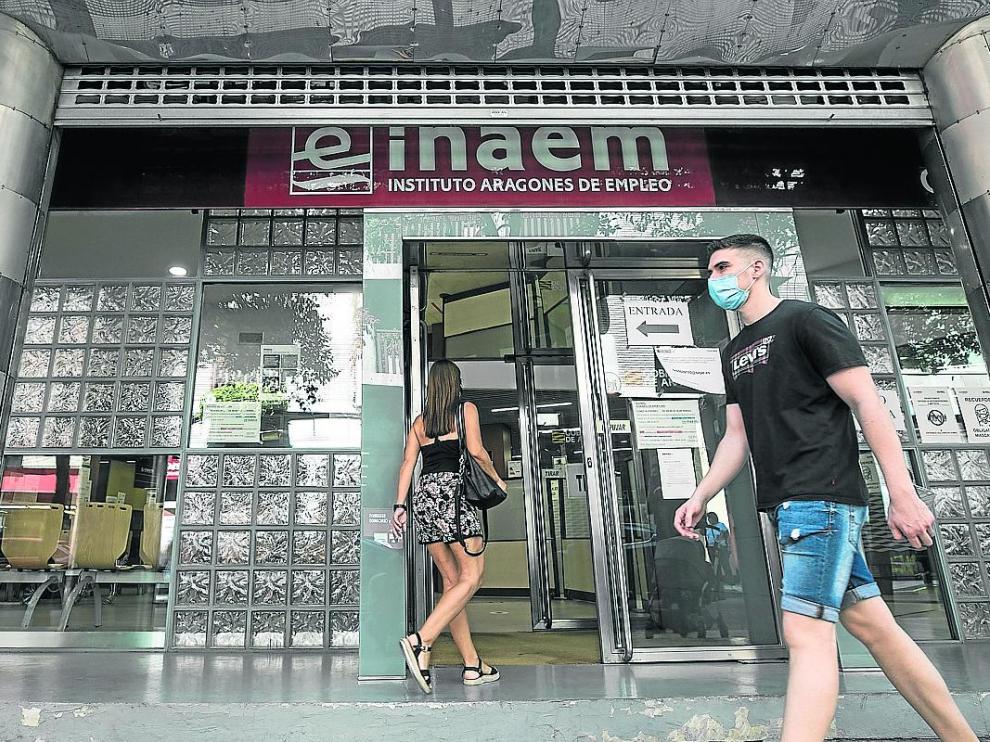 Oficina del Inaem en la calle del Doctor Cerrada.
