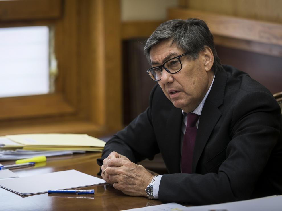 Aliaga, en la sala de reuniones anexa a su despacho del Pignatelli, el pasado jueves.