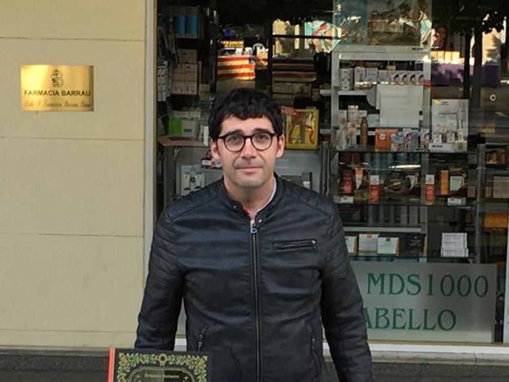 Ernesto Navarro publica 'Cuentos de temporada'.