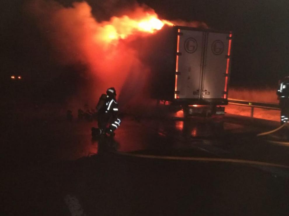 El incendio fue muy aparatoso