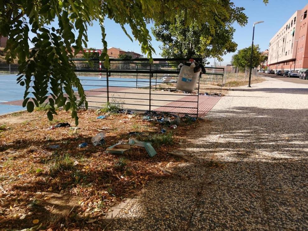 Suciedad en Santa Isabel.