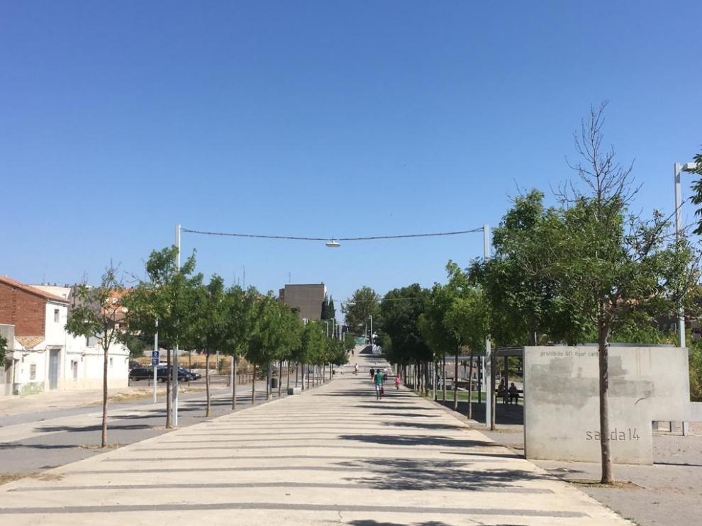 El corredor verde, a su paso por el barrio Oliver.