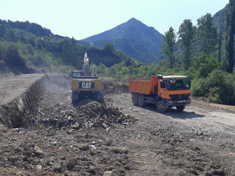 Inicio de las obras de la depuradora de Ansó.
