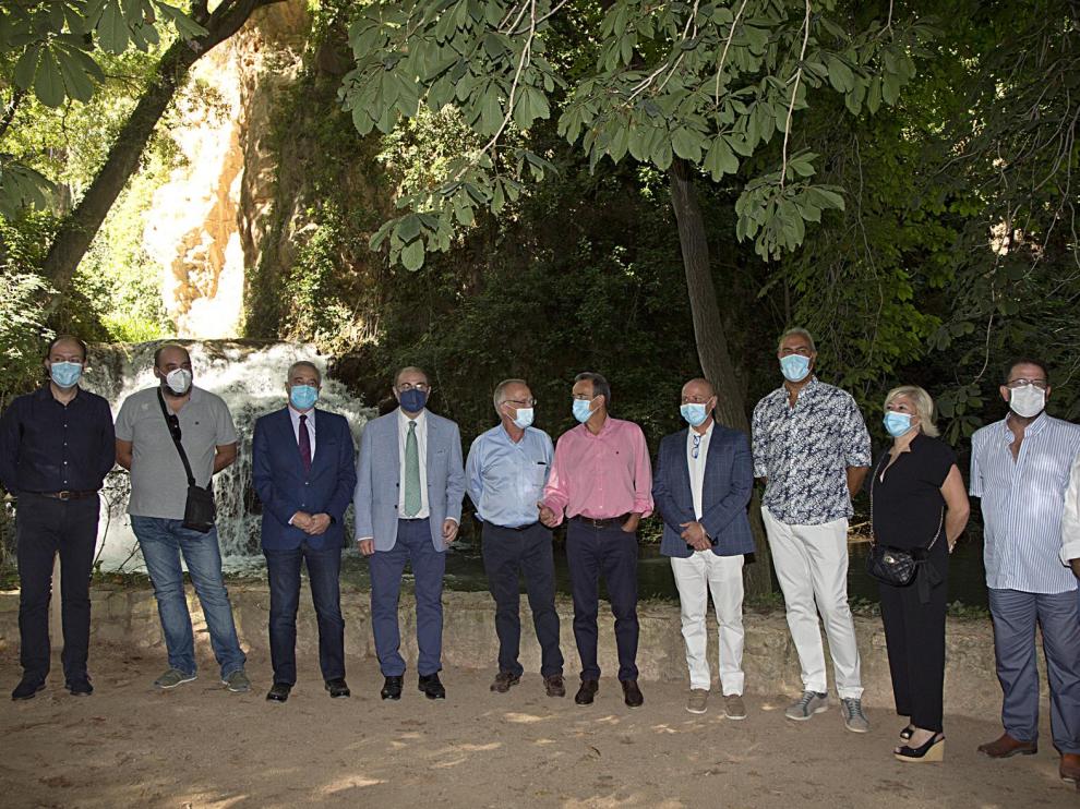 Javier Lambán ha visitado este miércoles el Monasterior de Piedra y se ha reunido el sector de los balnearios de Aragón