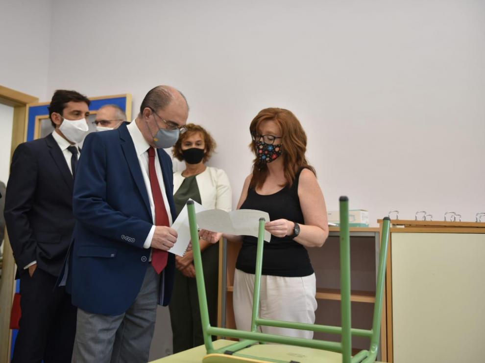 Javier Lambán, en el colegio CEIP Asunción Pañart de Aínsa.