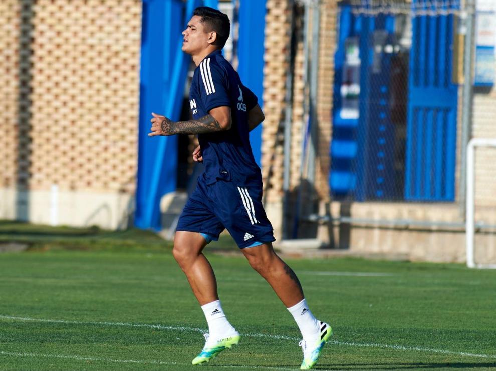 Gabriel Fernández, alias 'Toro', en su primer entrenamiento, ayer en la Ciudad Deportiva.