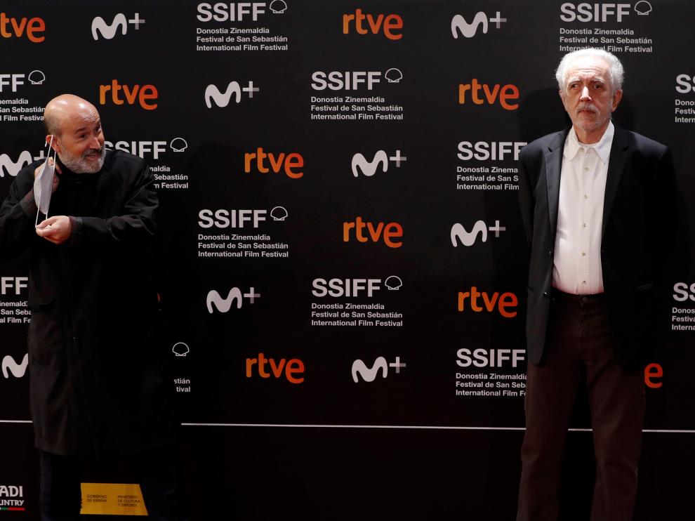 Fernando Trueba y Javier Cámara en el 'photocall'