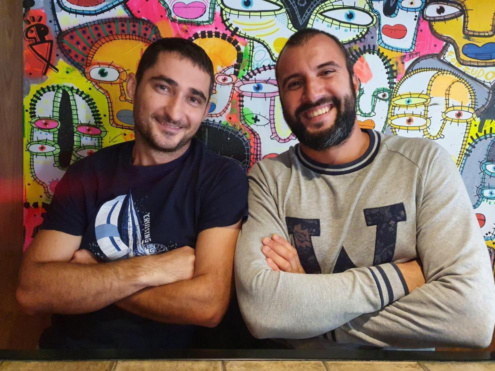 Constantin Bancila (37) y Daniel Ursa (30).