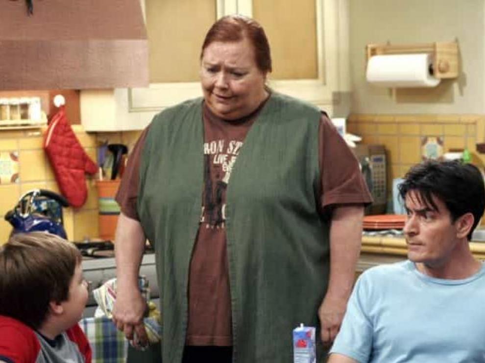 Conchata Ferrell en una escena de la serie