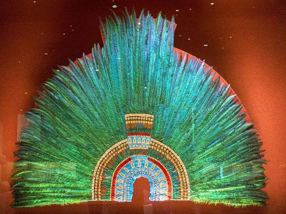 El disputado (y supuesto) penacho de Moctezuma.