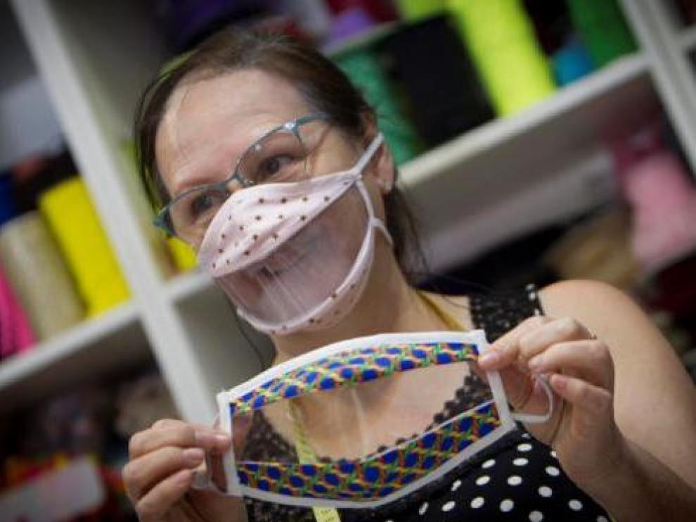 Mascarillas transparentes.