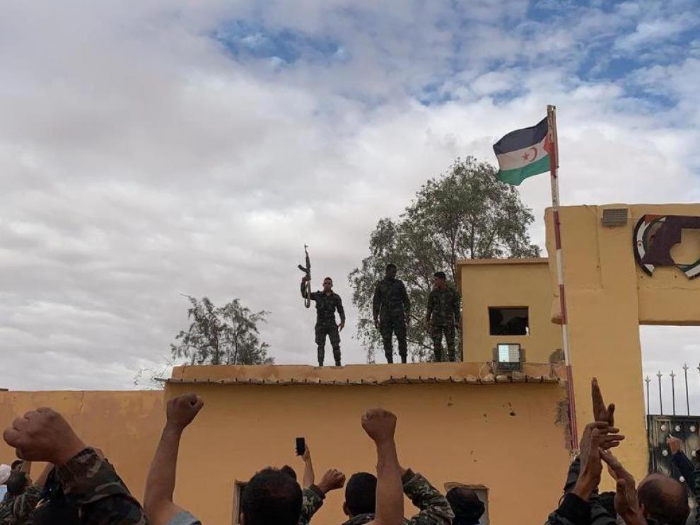 Simpatizantes del Frente Polisario el campo de refugiados de Rabuni (Argelia), este viernes.