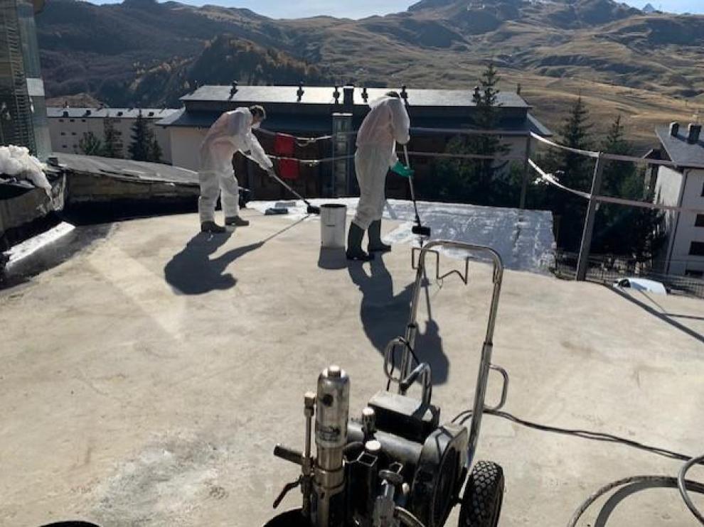 Trabajos de mejora del Formigal Aragón Hills Hotel&Spa de cara a la temporada invernal.