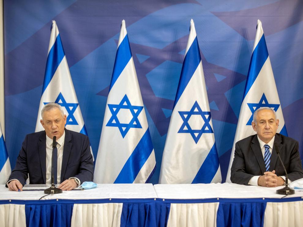 Benny Gantz (izquierda) y Benjamin Netanyahu, este martes en Tel Aviv.