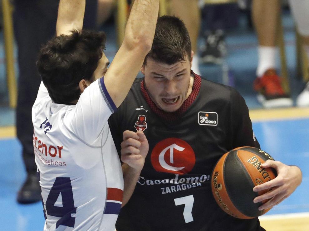 El jugador del Casademont Zaragoza Jonathan Barreiro, en el partido ante el Obradoiro.