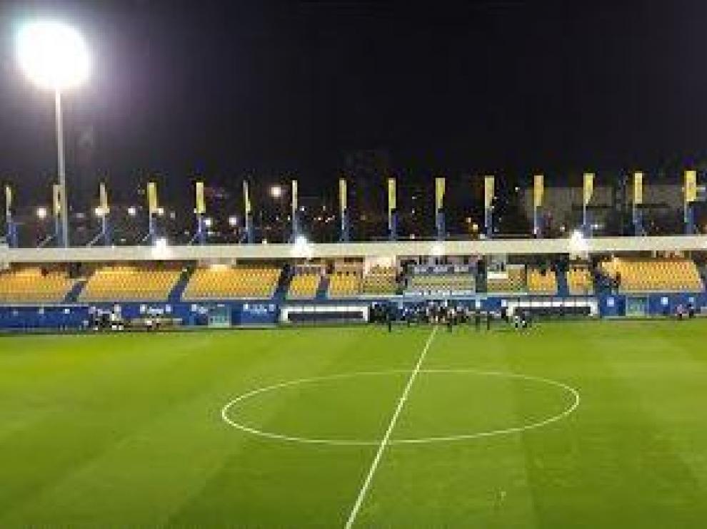 El estadio de Santo Domingo de Alcorcón, donde juega el Real Zaragoza esta noche de martes el partido de la 2ª Ronda de la Copa del Rey.