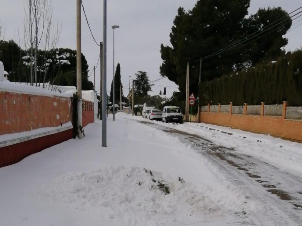 Una calle de la urbanización Urcamusa cuatro días después del paso de Filomena.