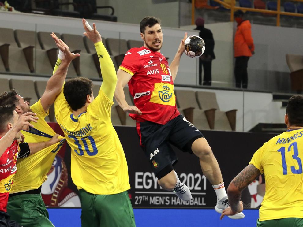 Partido de España contra Brasil en el mundial de balonmano de Egipto.