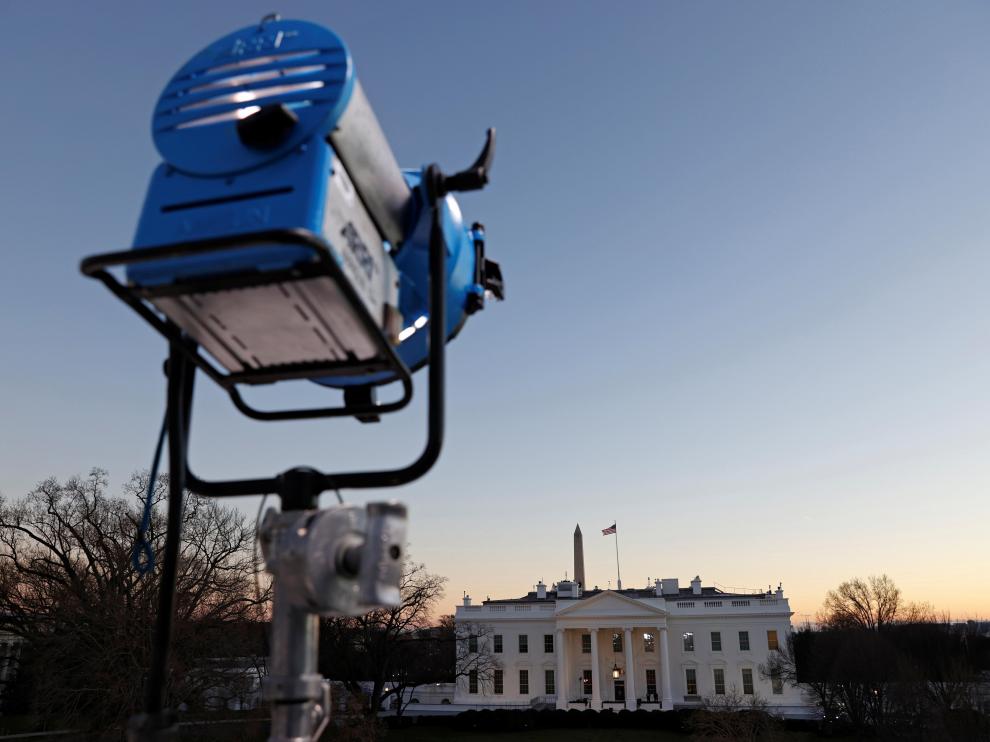Las cámaras ya están preparadas en el exterior de la Casa Blanca