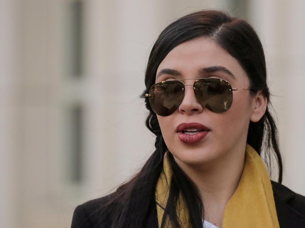 FILE PHOTO: Imagen de archivo. Emma Coronel Aispuro, esposa de Joaquín Guzmán, "El Chapo", a la salida de una corte en Brooklyn, Nueva York