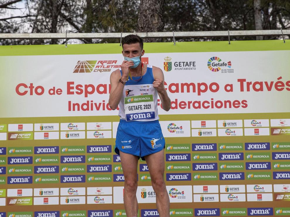 Carlos Mayo, flamante campeón de España de cross en Getafe