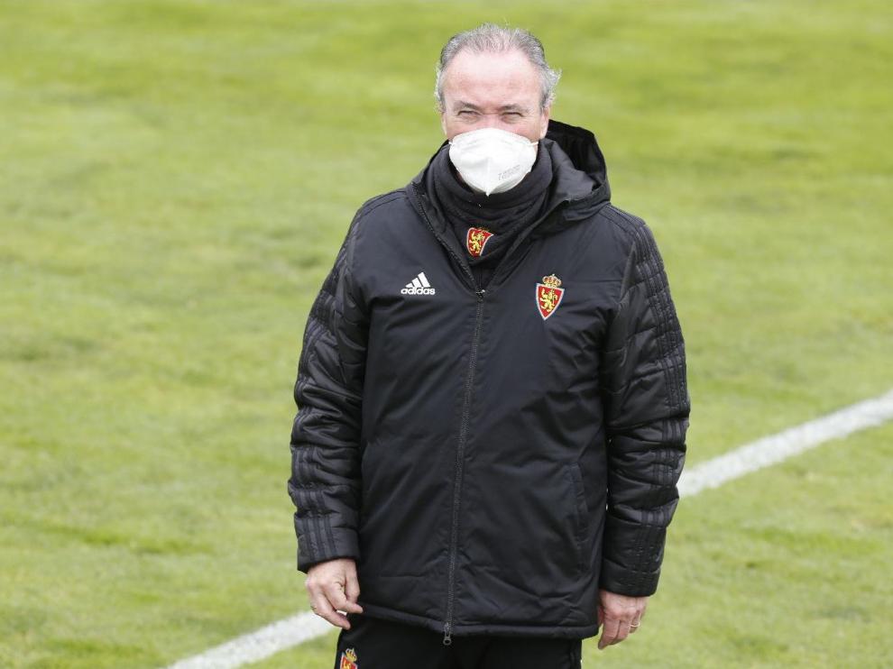 Juan Ignacio Martínez, este miércoles antes del inicio del entrenamiento del Real Zaragoza en la Ciudad Deportiva.
