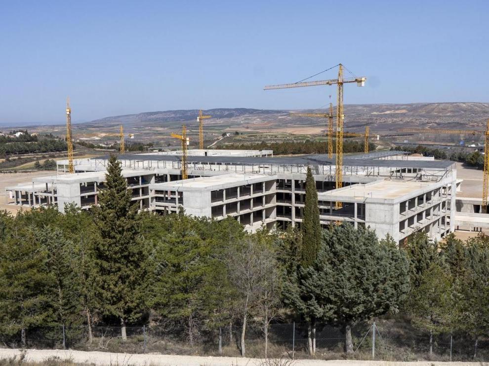 Estado de las obras del futuro hospital de Teruel, que cuenta ya con la estructura.