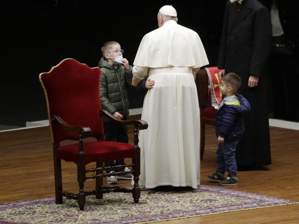 El Papa, en un momento del Via Crucis de los niños, este Viernes Santo