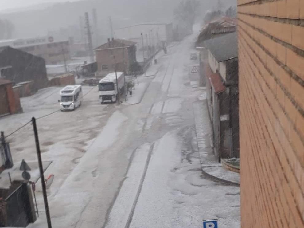 Tromba de lluvia y granizo en Daroca