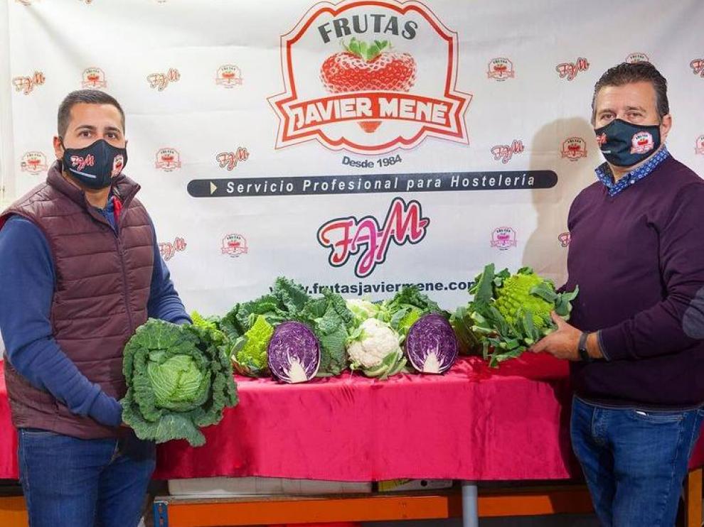 Javier Mené, a la derecha, y su hijo Adrián, están al frente de la empresa familiar.