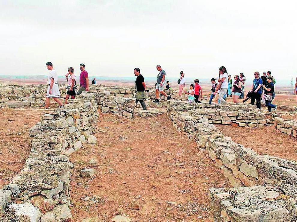Visita guiada en El Cabezo de Alcalá de Azaila, Teruel.