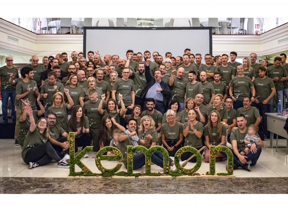 Imagen de archivo del equipo de trabajadores de Sipel.