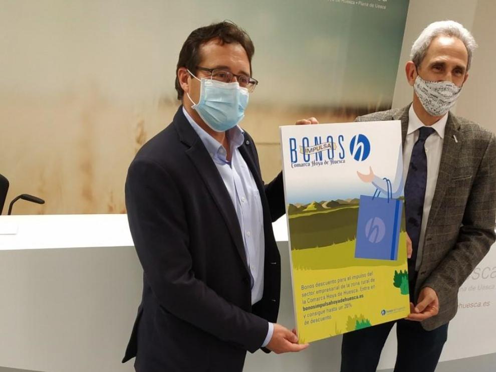 Jesús Alfaro, presidente de la Comarca de la Hoya de Huesca, ha presentado la campaña junto a Salvador Cored, director general de CEOS.